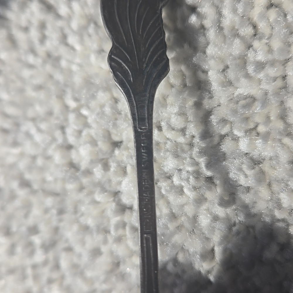 Vintage Silver Plate Scroll Wave Tiny Spoon - Picture 3 of 4